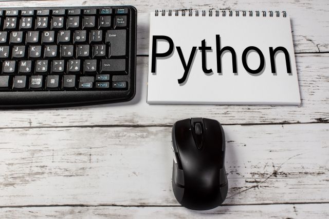 【Pythonの資格一覧】難易度や勉強時間を徹底比較！初心者におすすめの資格も紹介